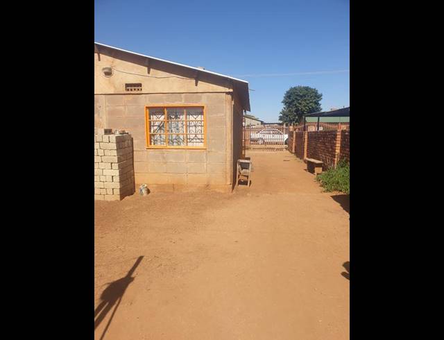 2 BEDROOM HOUSE FOR SALE IN MAMELODI WEST